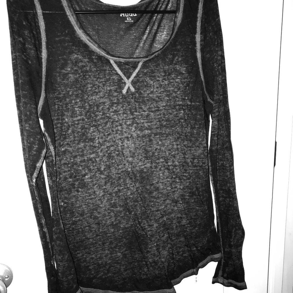 Mudd long sleeve top